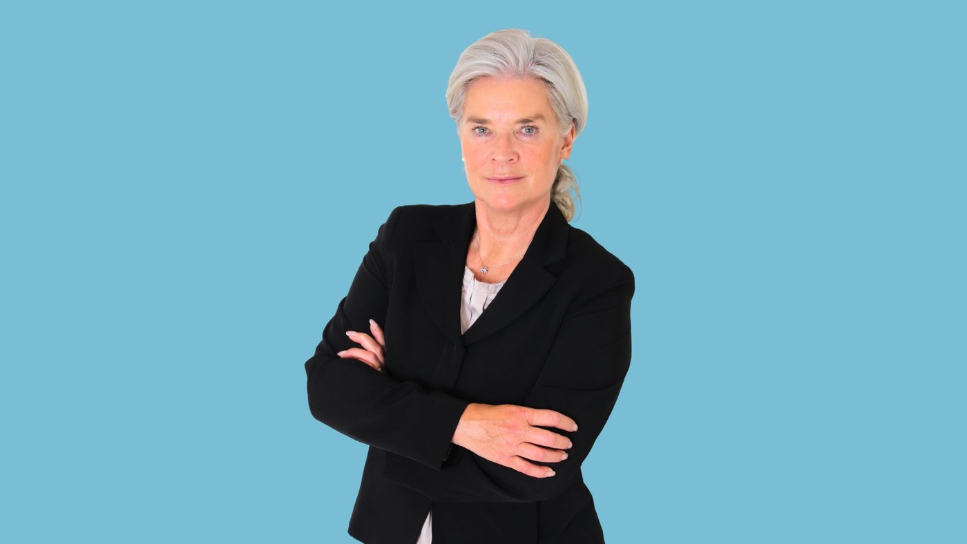 Simone Borchardt – Porträt Halbfigur